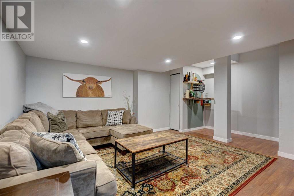 Single Family House for Sale in   Street SE Ogden Calgary 