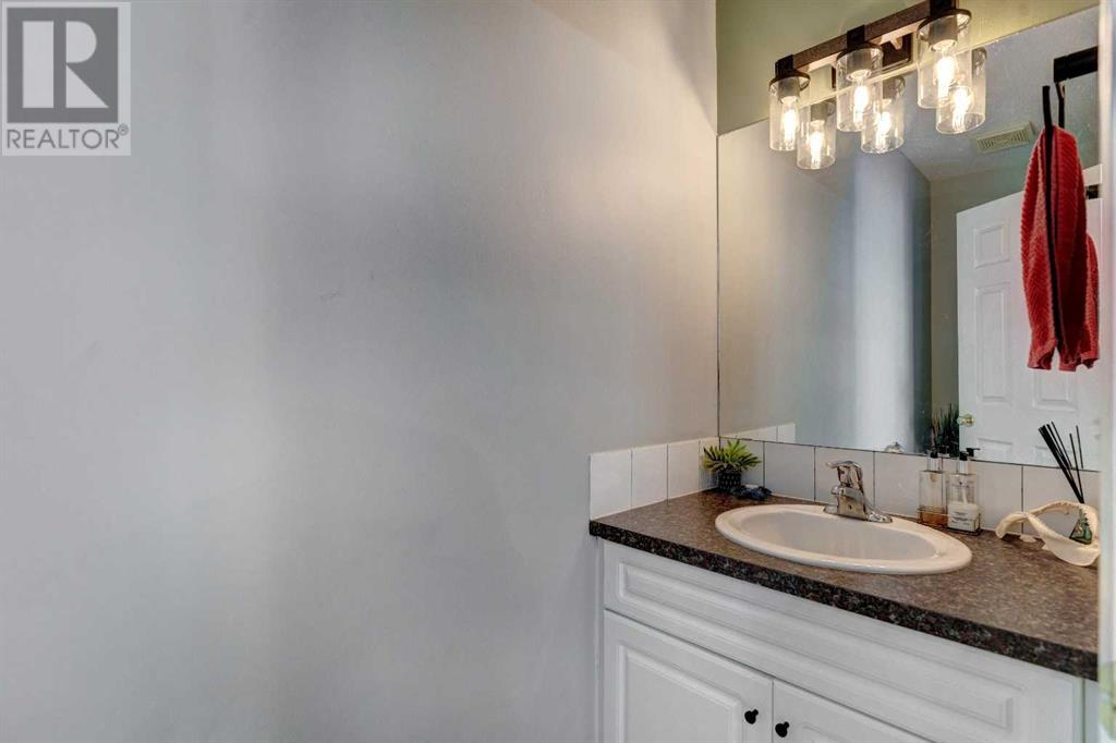 Single Family House for Sale in   Street SE Ogden Calgary 