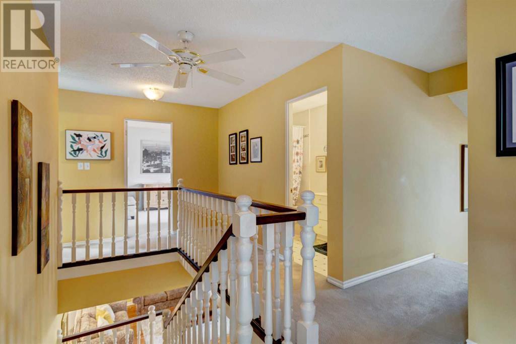 Single Family House for Sale in  Lake Moraine Place SE Lake Bonavista Calgary 