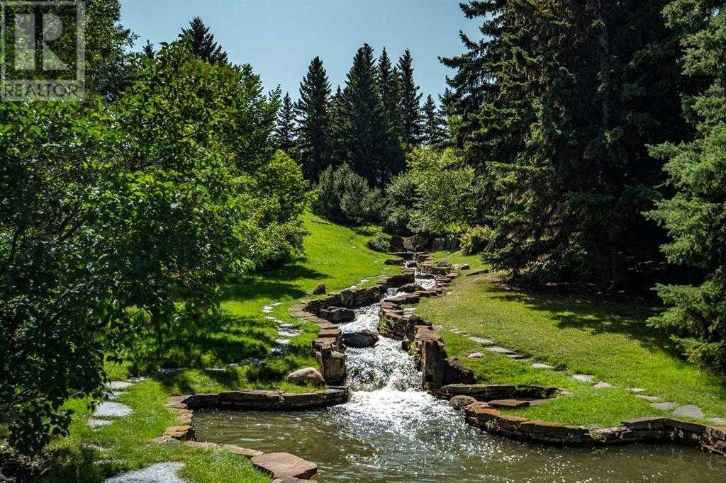 Single Family House for Sale in  Lake Moraine Place SE Lake Bonavista Calgary 