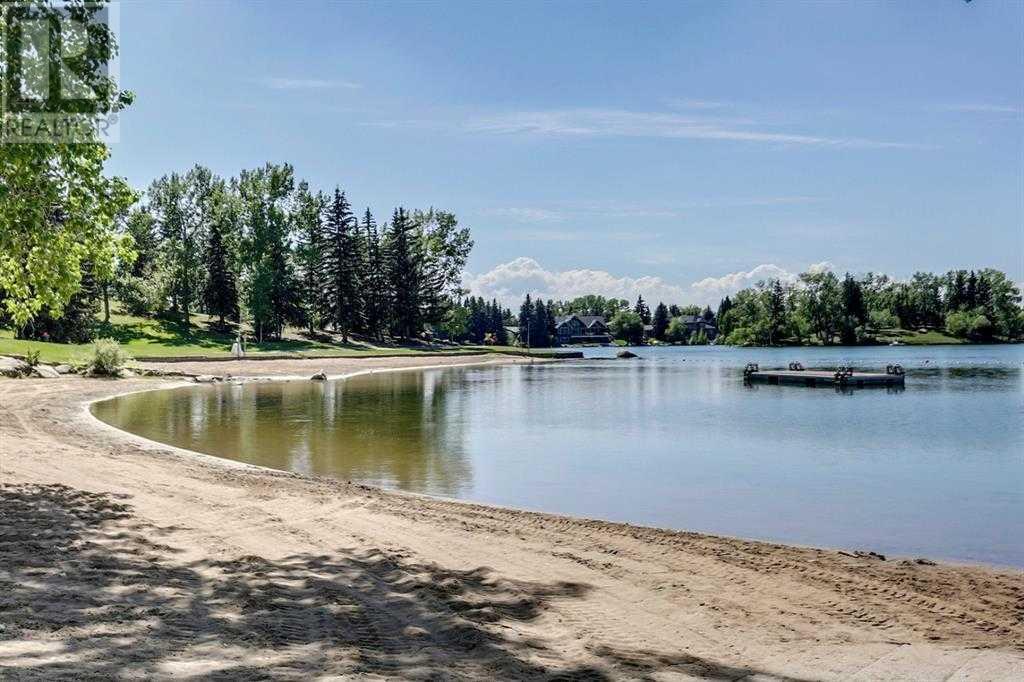 Single Family House for Sale in  Lake Moraine Place SE Lake Bonavista Calgary 