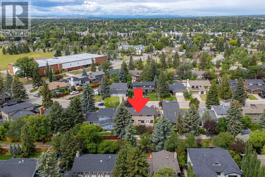 Single Family House for Sale in  Lake Moraine Place SE Lake Bonavista Calgary 