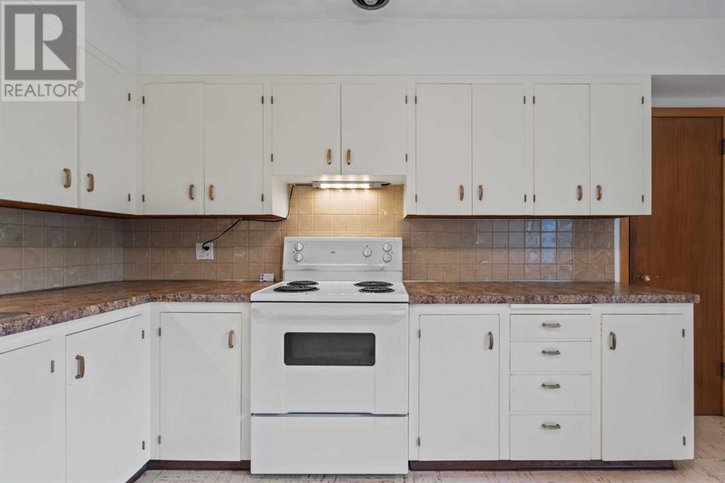 Single Family House Bungalow for Sale in   Avenue NW Bowness Calgary 