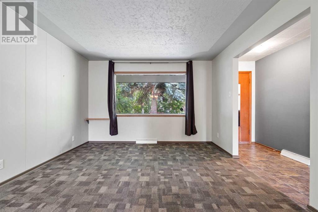 Single Family House Bungalow for Sale in   Avenue NW Bowness Calgary 