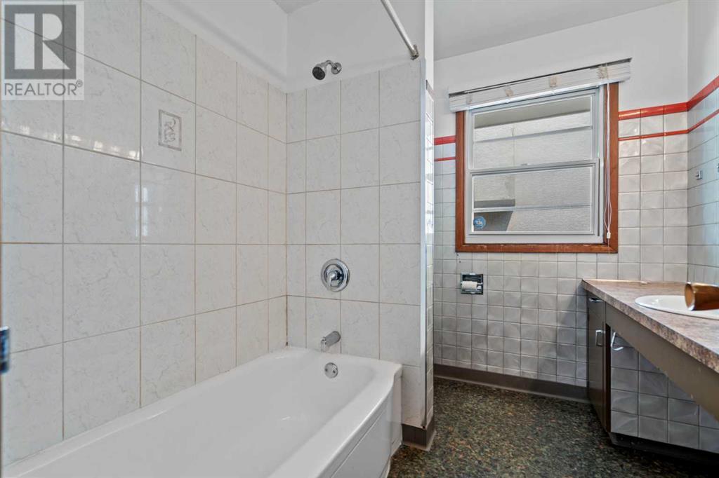 Single Family House Bungalow for Sale in   Avenue NW Bowness Calgary 