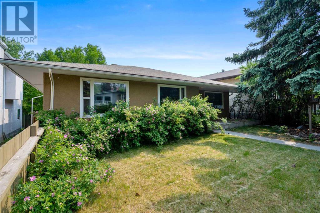 Single Family House Bungalow for Sale in   Avenue NW Bowness Calgary 
