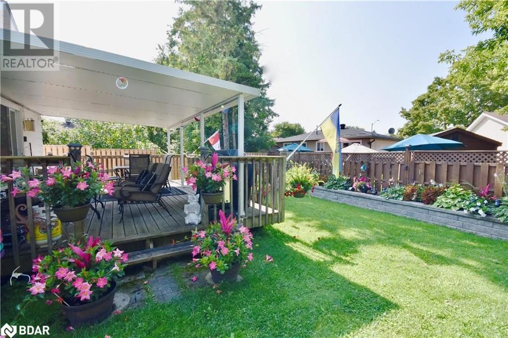 Photo 18 of 624 Bayview Drive, Midland ON