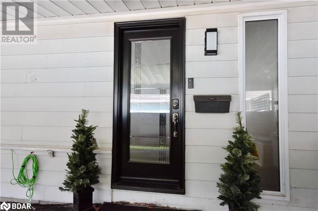 Photo 2 of 624 Bayview Drive, Midland ON