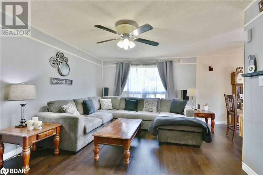 Photo 4 of 624 Bayview Drive, Midland ON