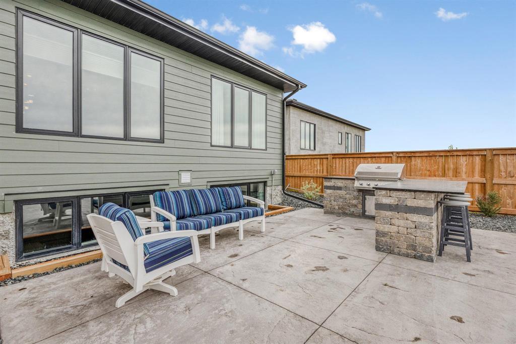 Photo 35 of 53 Wills Way, East St Paul MB