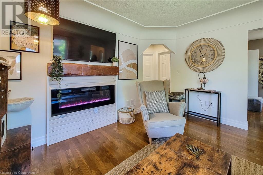 Photo 16 of 345 Hawkridge Avenue, Hamilton ON