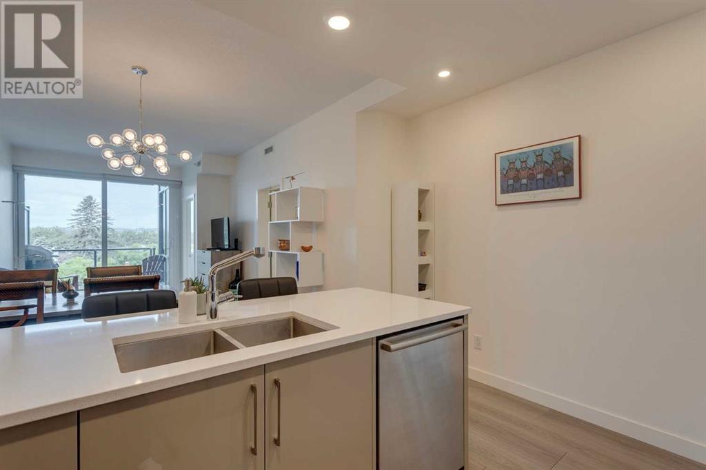 Single Family House for Sale in    Street NW Hillhurst Calgary 