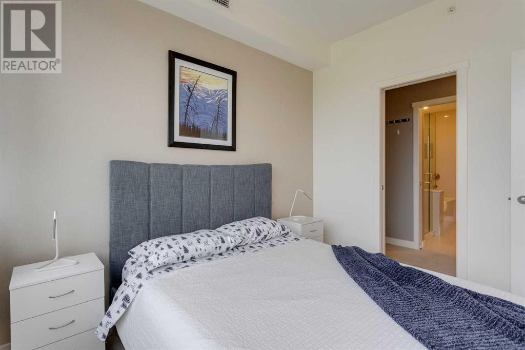 Single Family House for Sale in    Street NW Hillhurst Calgary 