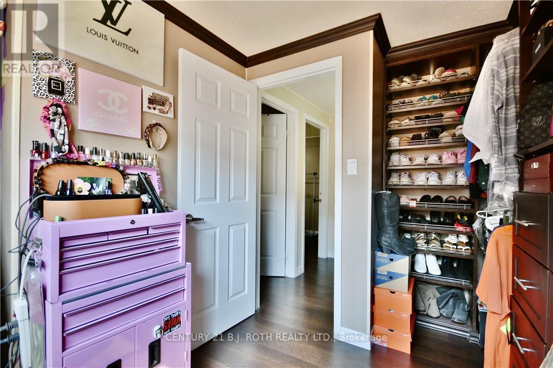 Photo 6 of 624 Bayview Drive, Midland ON