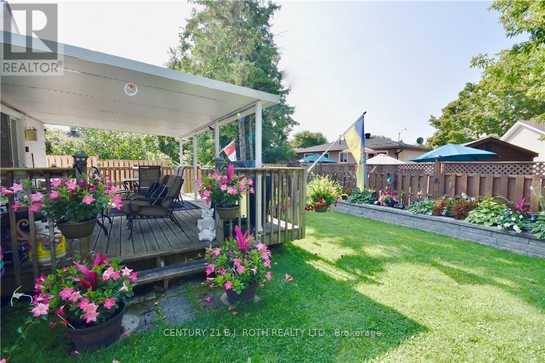 Photo 8 of 624 Bayview Drive, Midland ON