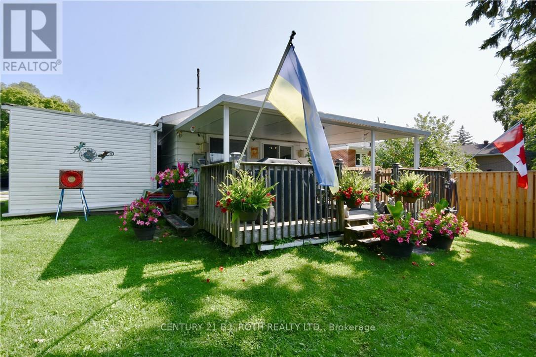 Photo 1 of 624 Bayview Drive, Midland ON