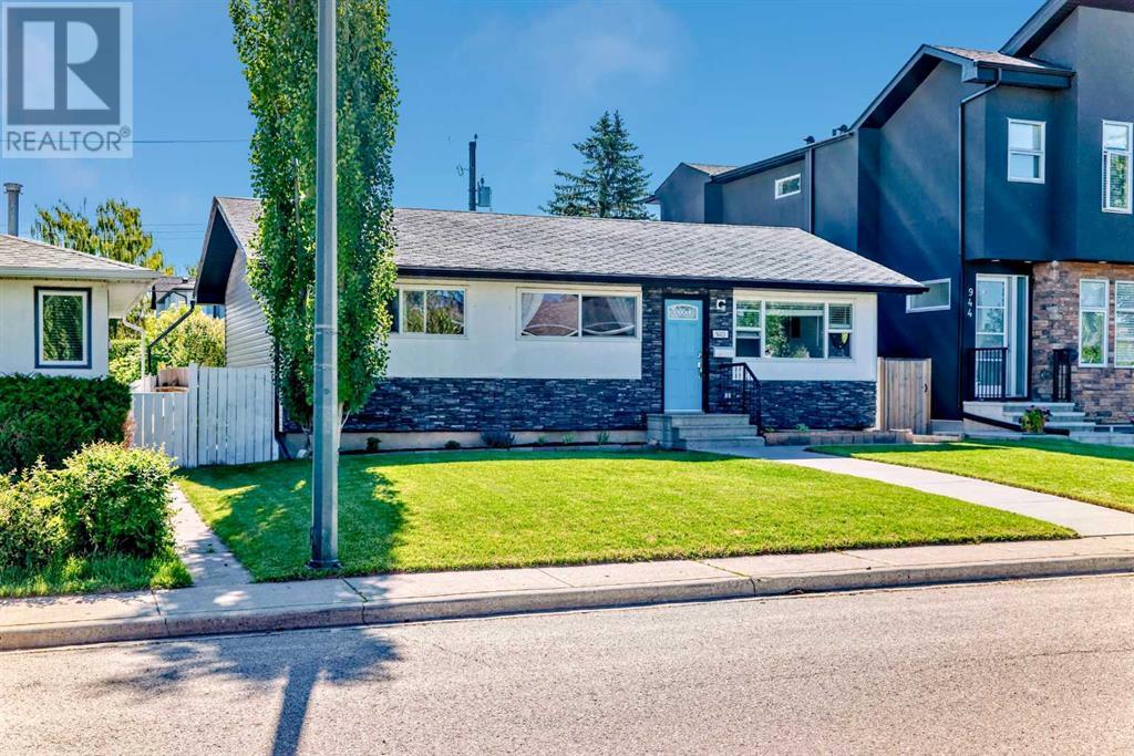 940 43 Street SW, Calgary, Alberta
