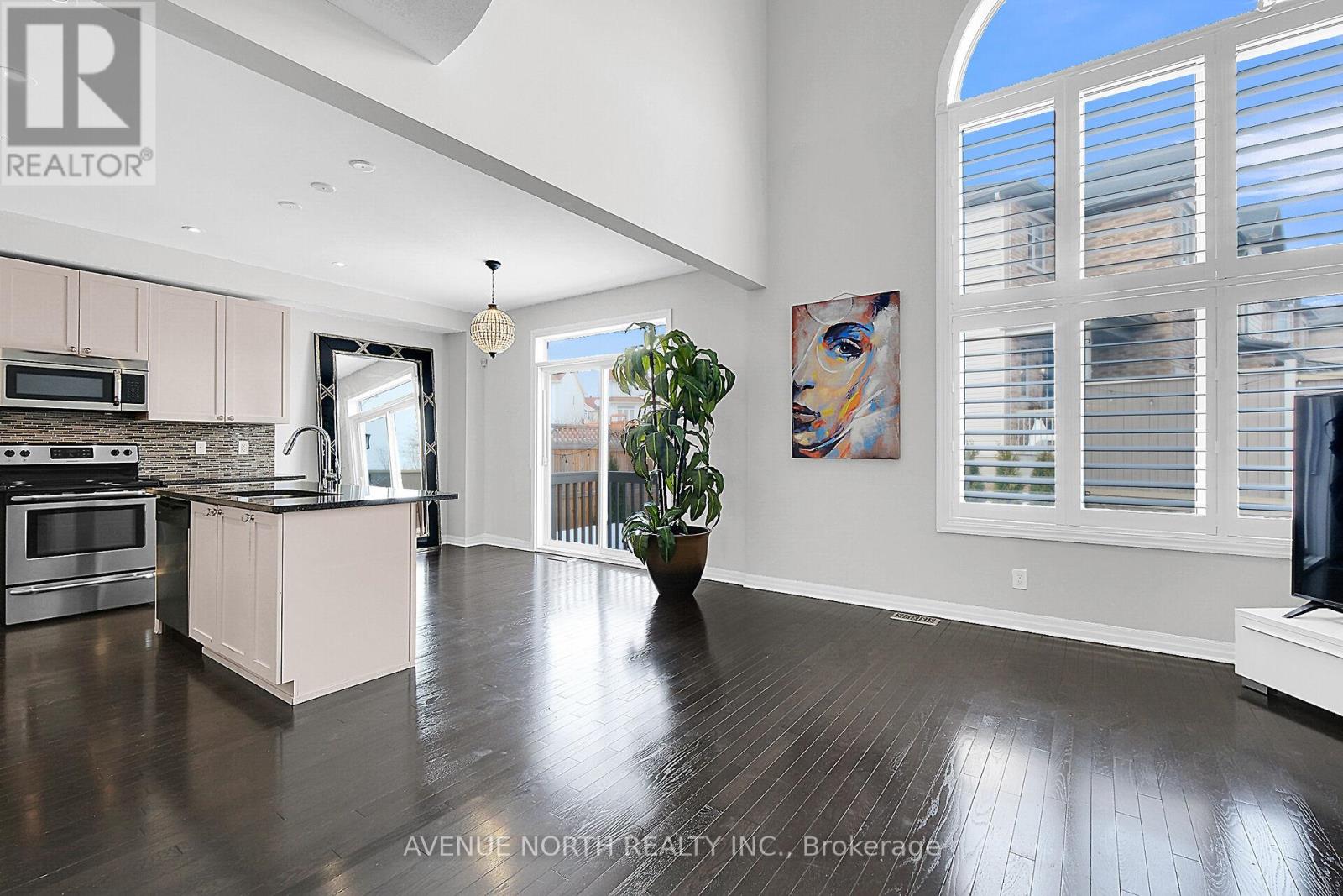 Photo 30 of 429 Dovehaven Street, Ottawa ON