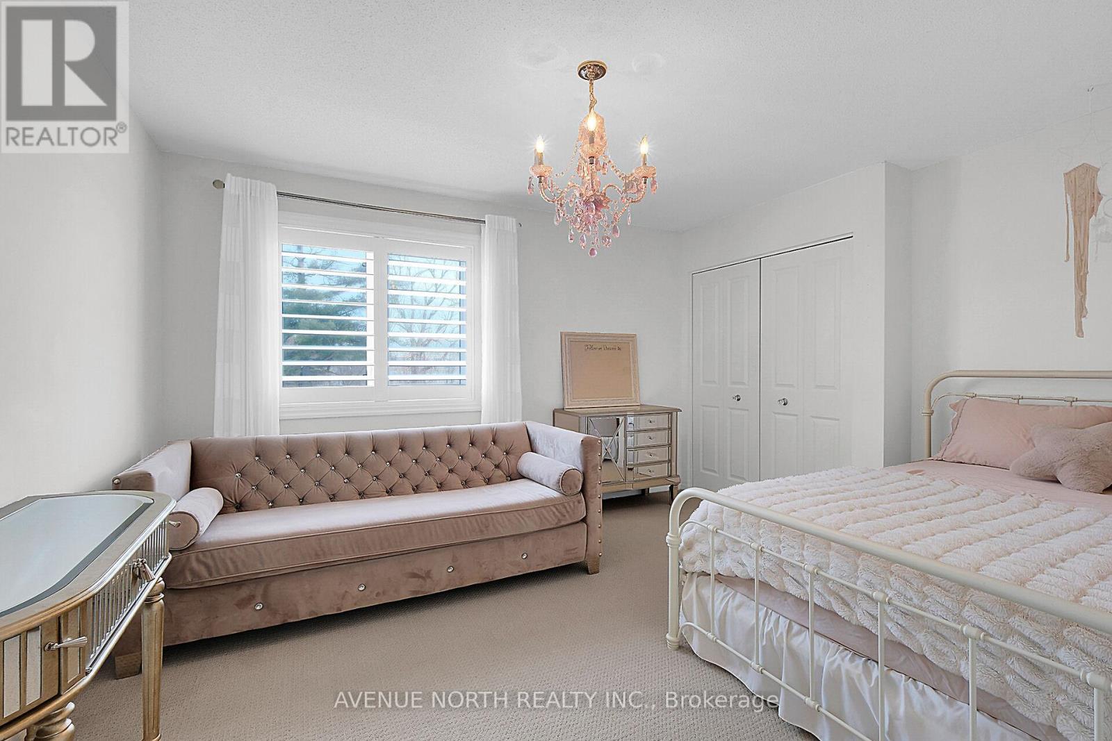 Photo 43 of 429 Dovehaven Street, Ottawa ON