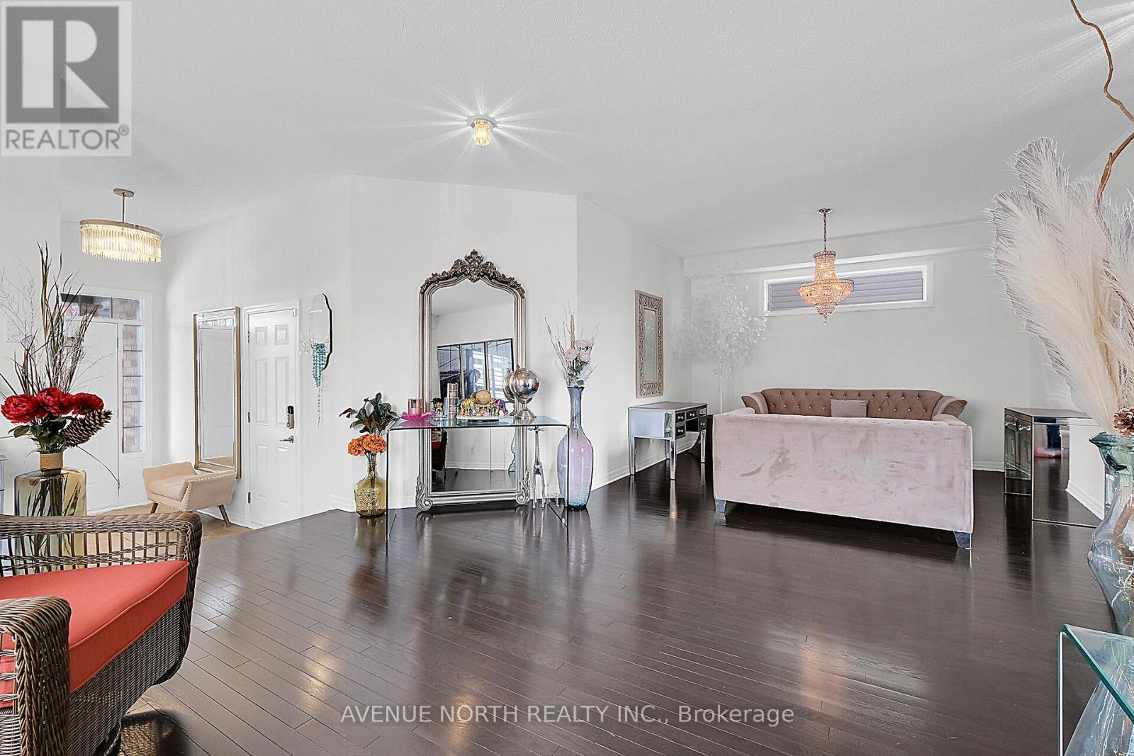 Photo 15 of 429 Dovehaven Street, Ottawa ON