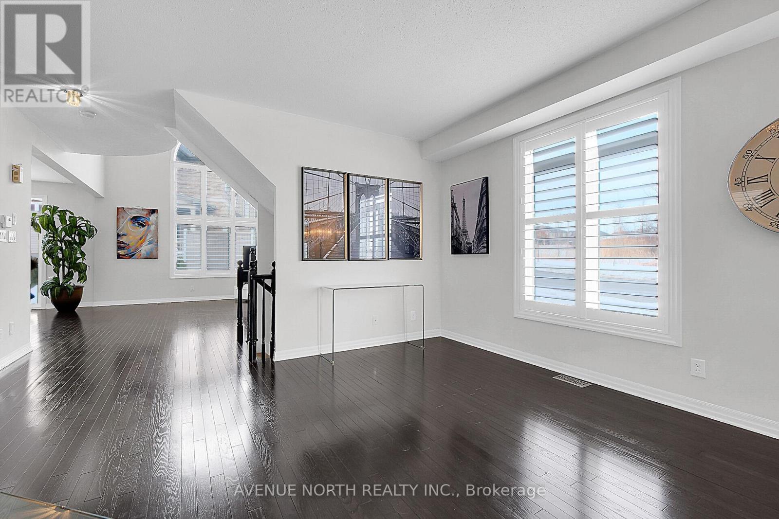 Photo 18 of 429 Dovehaven Street, Ottawa ON