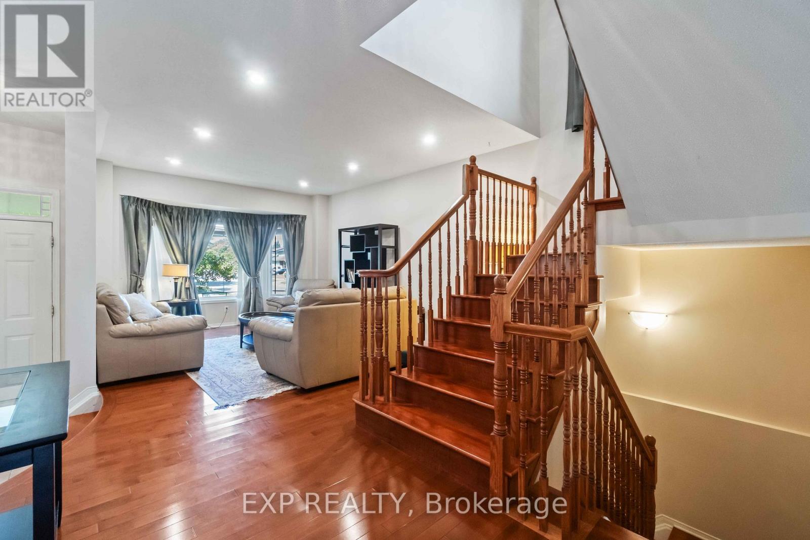 Photo 25 of 104 Yorkberry Gate, Ottawa ON