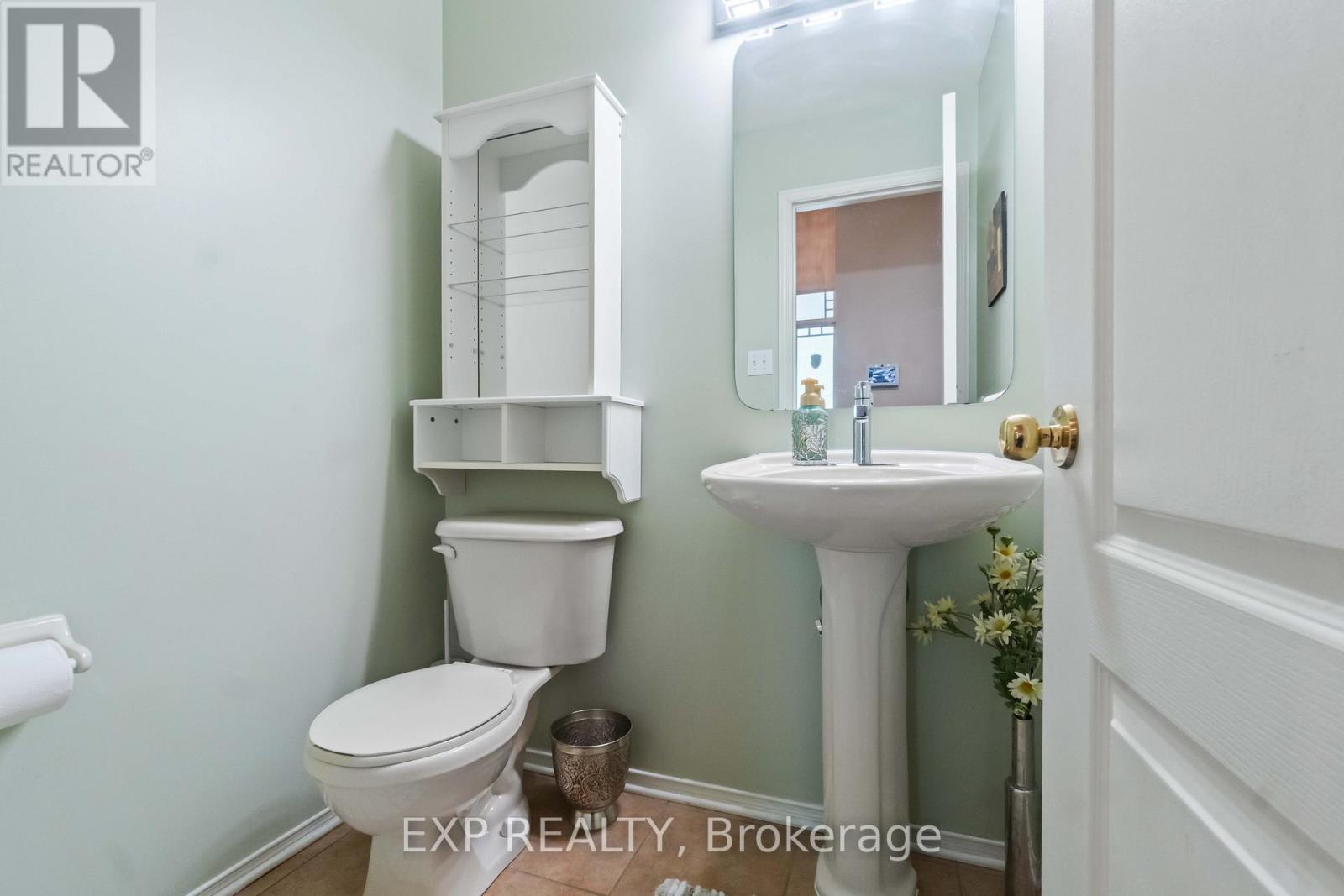Photo 16 of 104 Yorkberry Gate, Ottawa ON