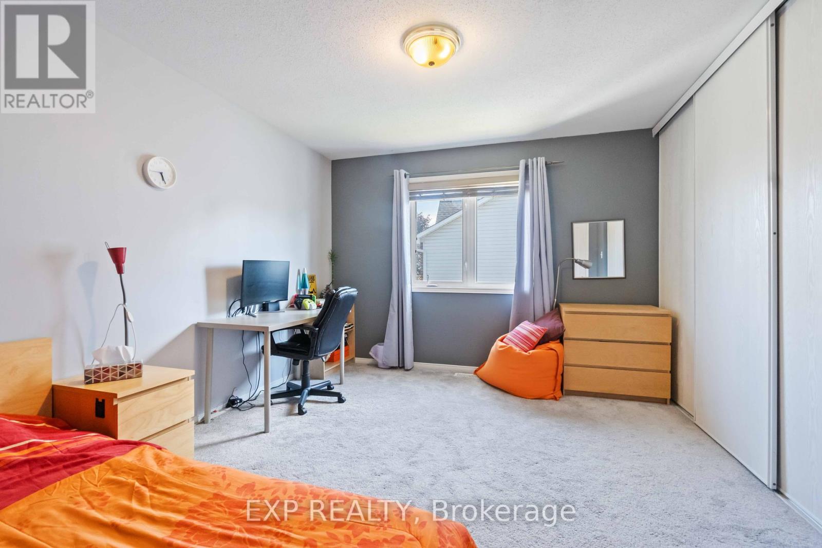 Photo 13 of 104 Yorkberry Gate, Ottawa ON