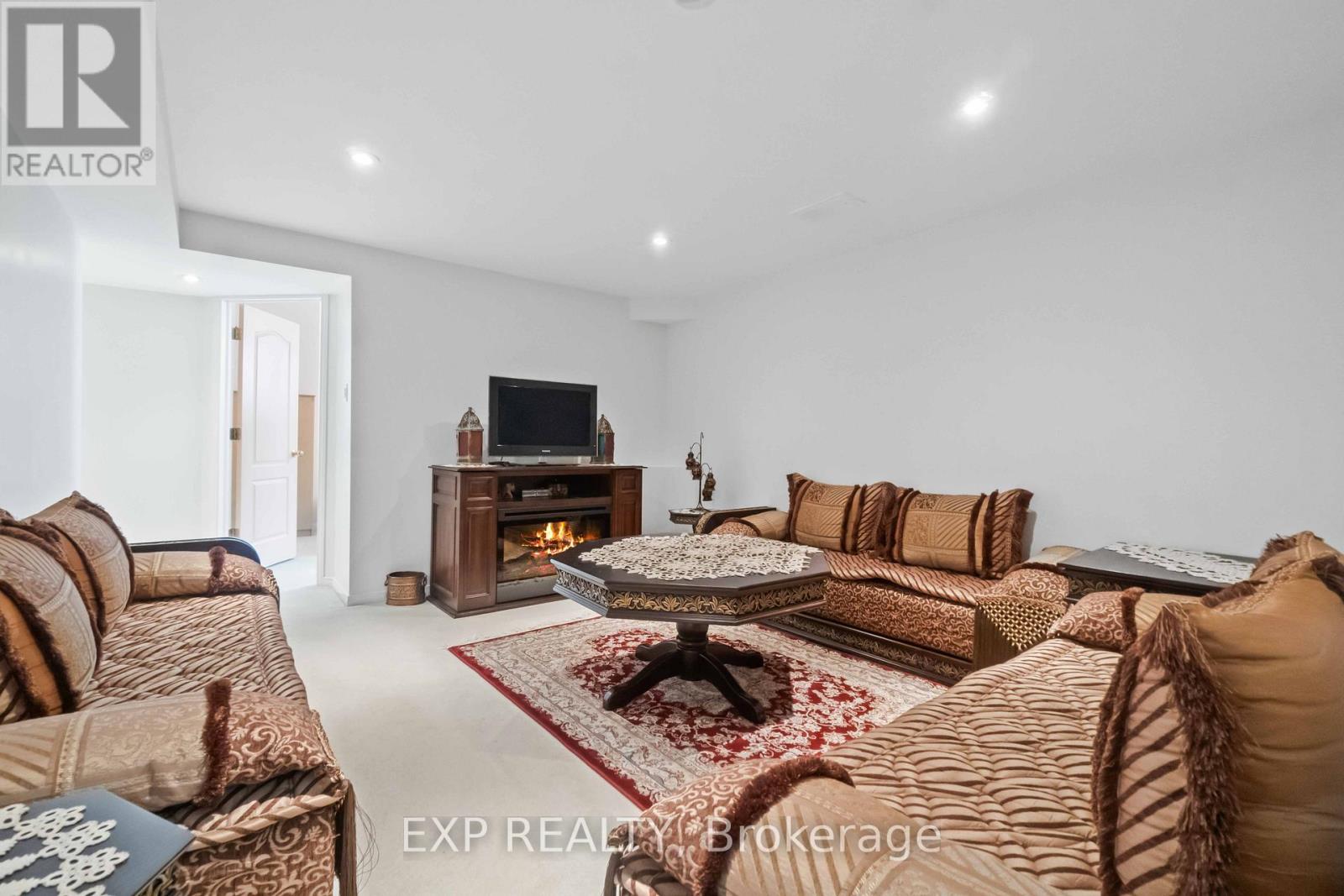 Photo 37 of 104 Yorkberry Gate, Ottawa ON