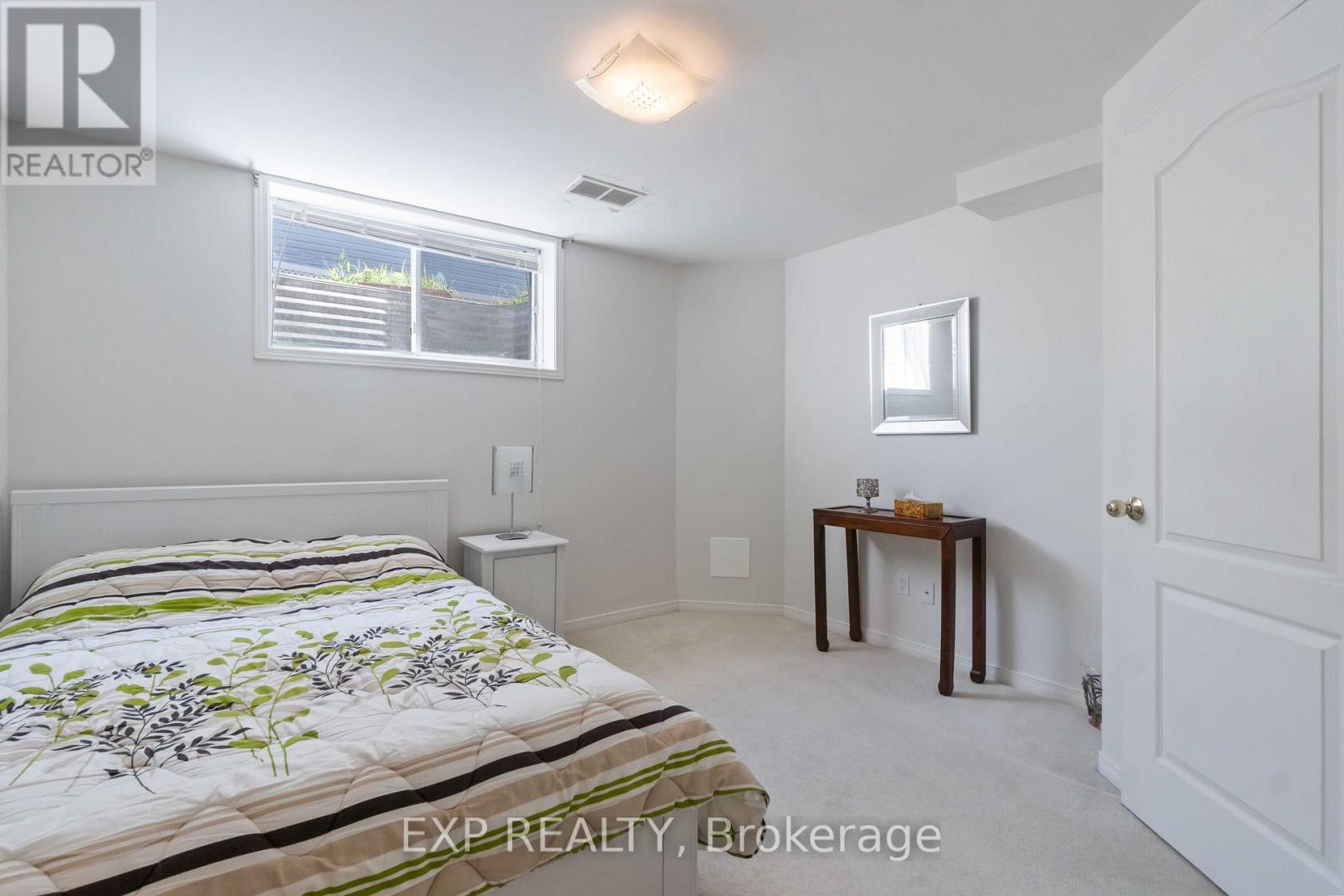 Photo 36 of 104 Yorkberry Gate, Ottawa ON