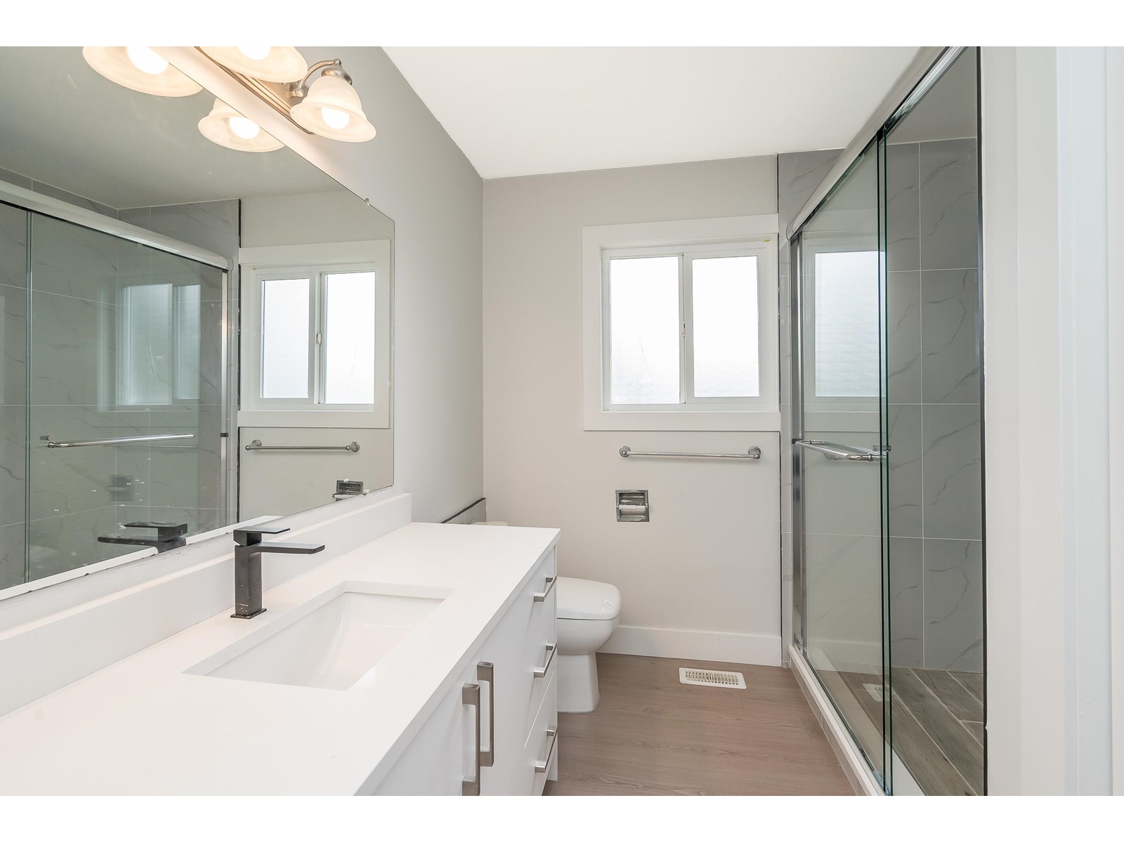 Photo 19 of 45290 Spruce Drive Sardis West Vedder, Chilliwack BC