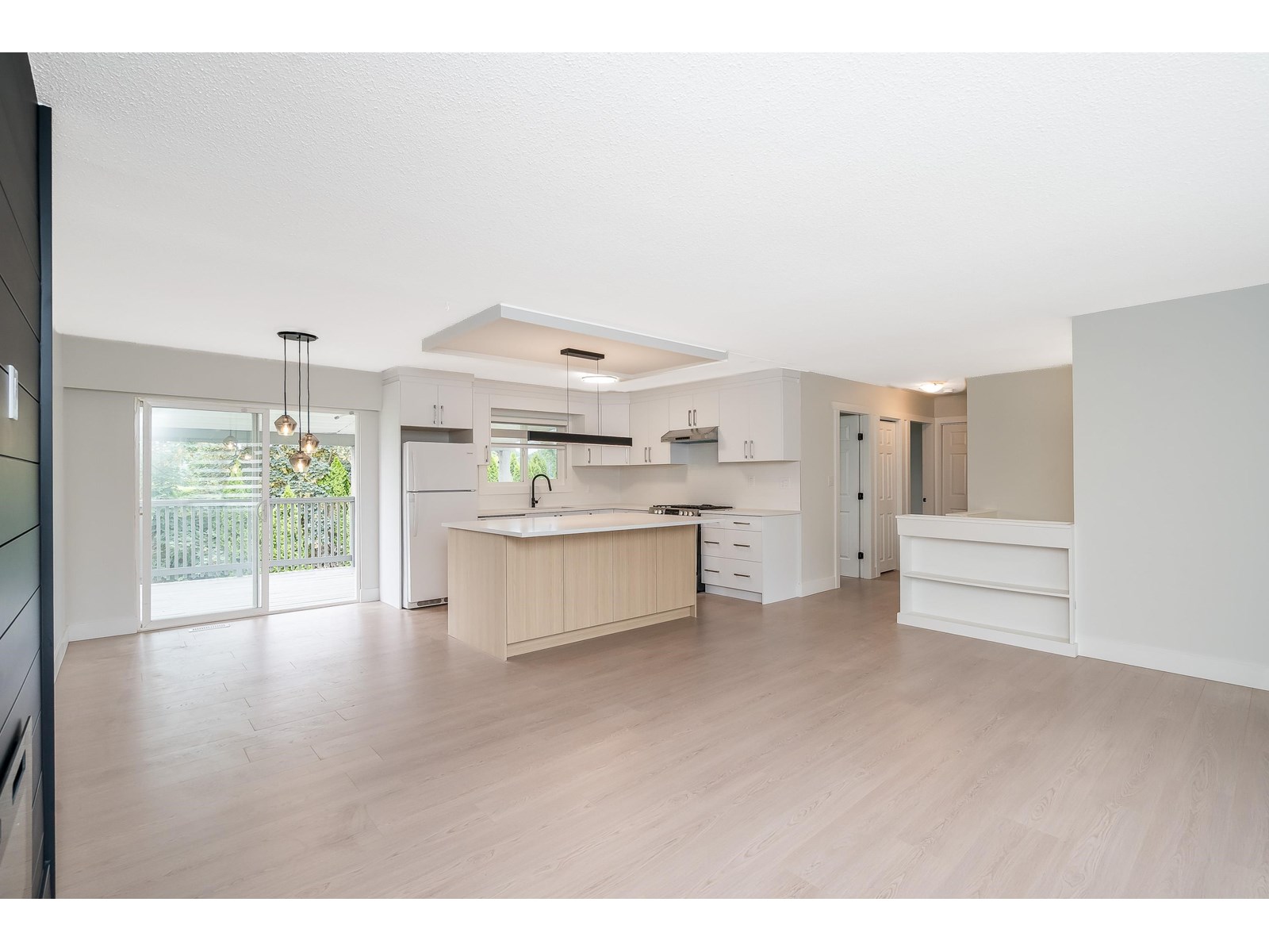 Photo 11 of 45290 Spruce Drive Sardis West Vedder, Chilliwack BC