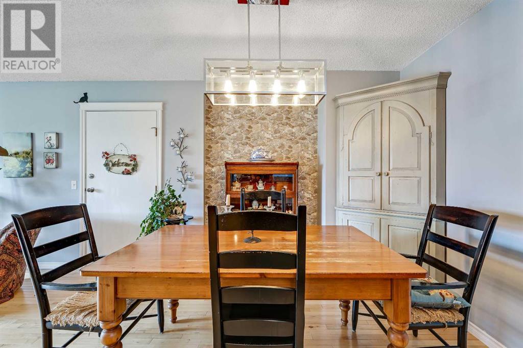 Single Family House for Sale in    Street NW St Andrews Heights Calgary 