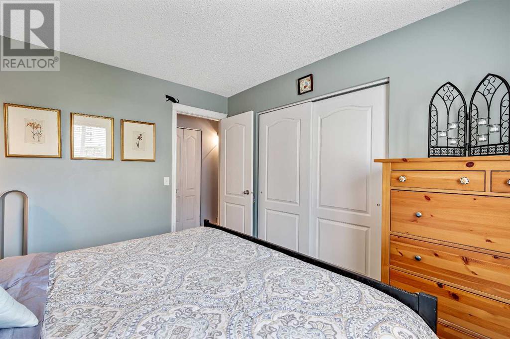 Single Family House for Sale in    Street NW St Andrews Heights Calgary 