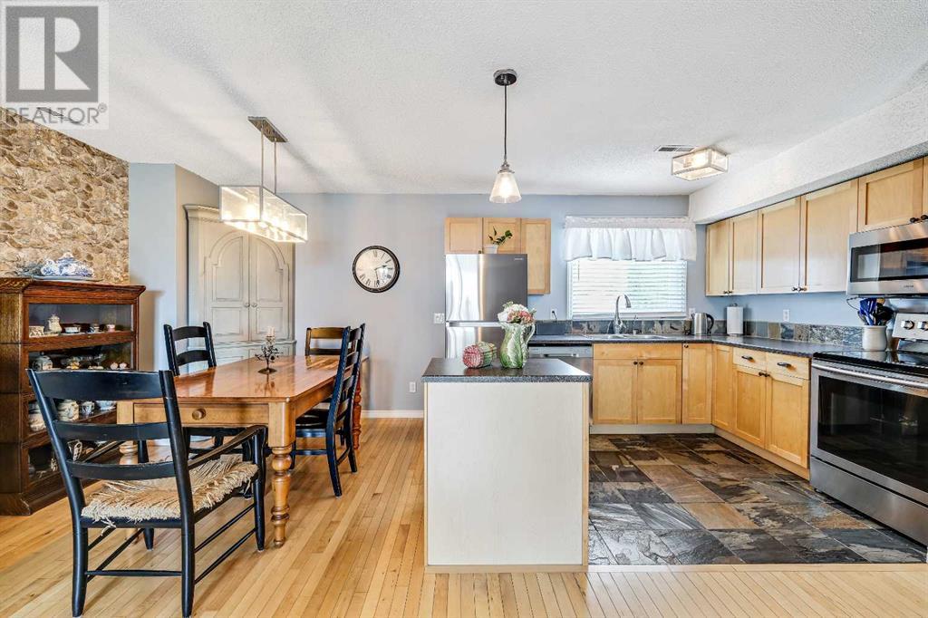 Single Family House for Sale in    Street NW St Andrews Heights Calgary 