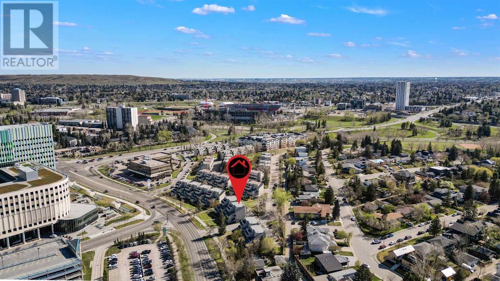 Single Family House for Sale in    Street NW St Andrews Heights Calgary 