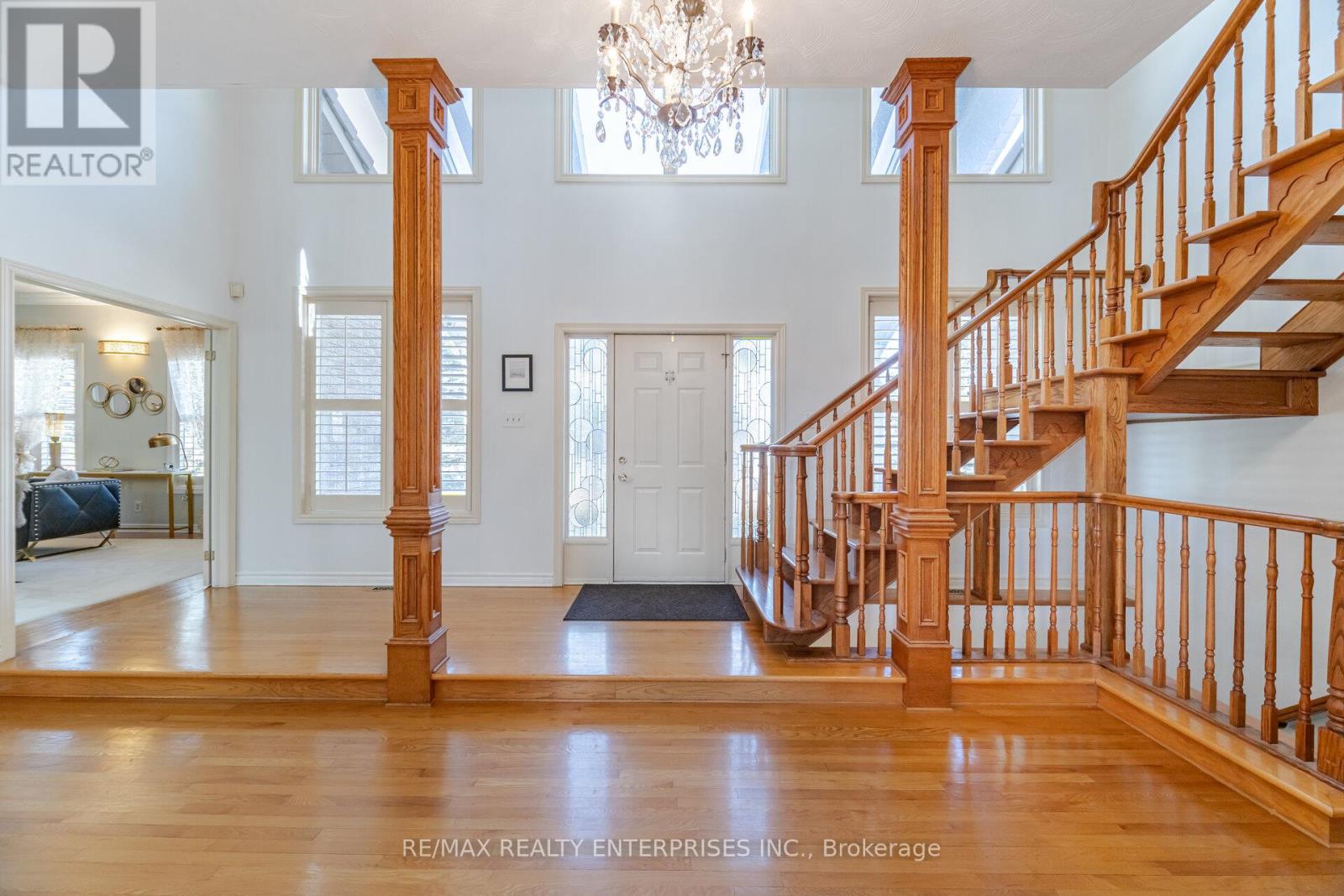 Photo 35 of 2 Stoney Brae Street, Brant ON