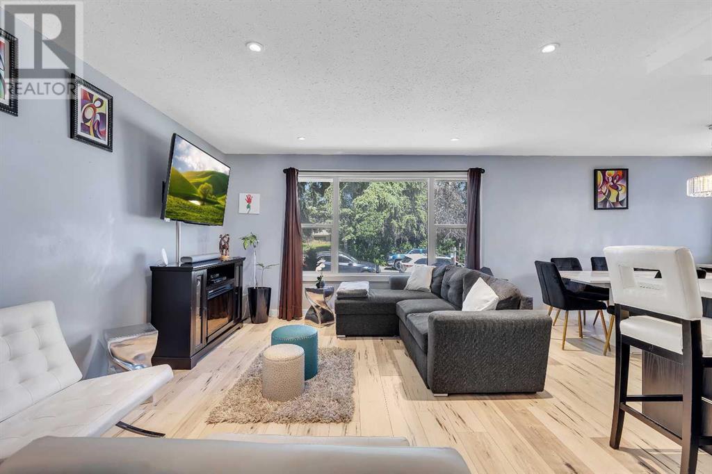 Single Family House Bungalow for Sale in  Foritana Road SE Forest Heights Calgary 