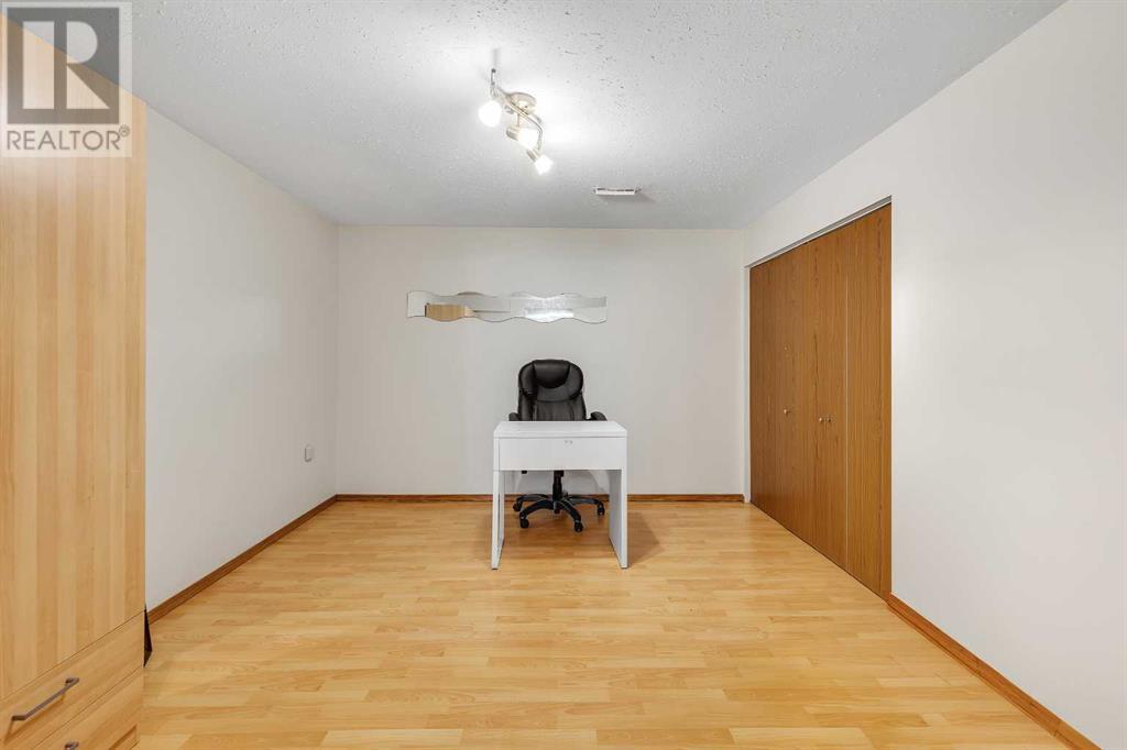Single Family House Bungalow for Sale in  Foritana Road SE Forest Heights Calgary 