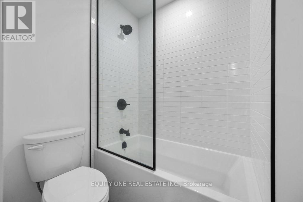 Photo 25 of 105 101 Pinhey Street, Ottawa ON