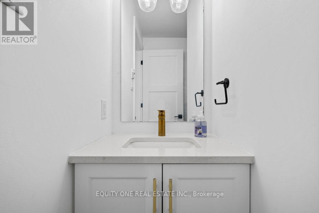 Photo 26 of 105 101 Pinhey Street, Ottawa ON