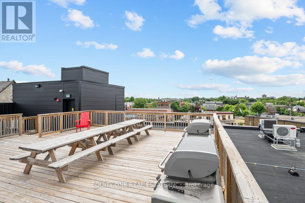 Photo 31 of 105 101 Pinhey Street, Ottawa ON