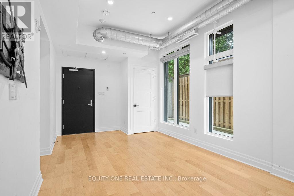 Photo 7 of 105 101 Pinhey Street, Ottawa ON