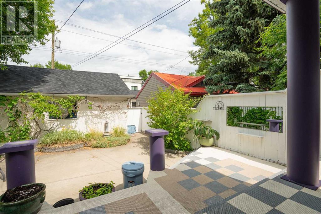 Single Family House for Sale in  Broadview Road NW Hillhurst Calgary 