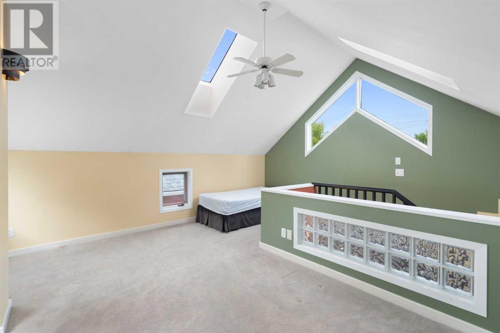 Single Family House for Sale in  Broadview Road NW Hillhurst Calgary 