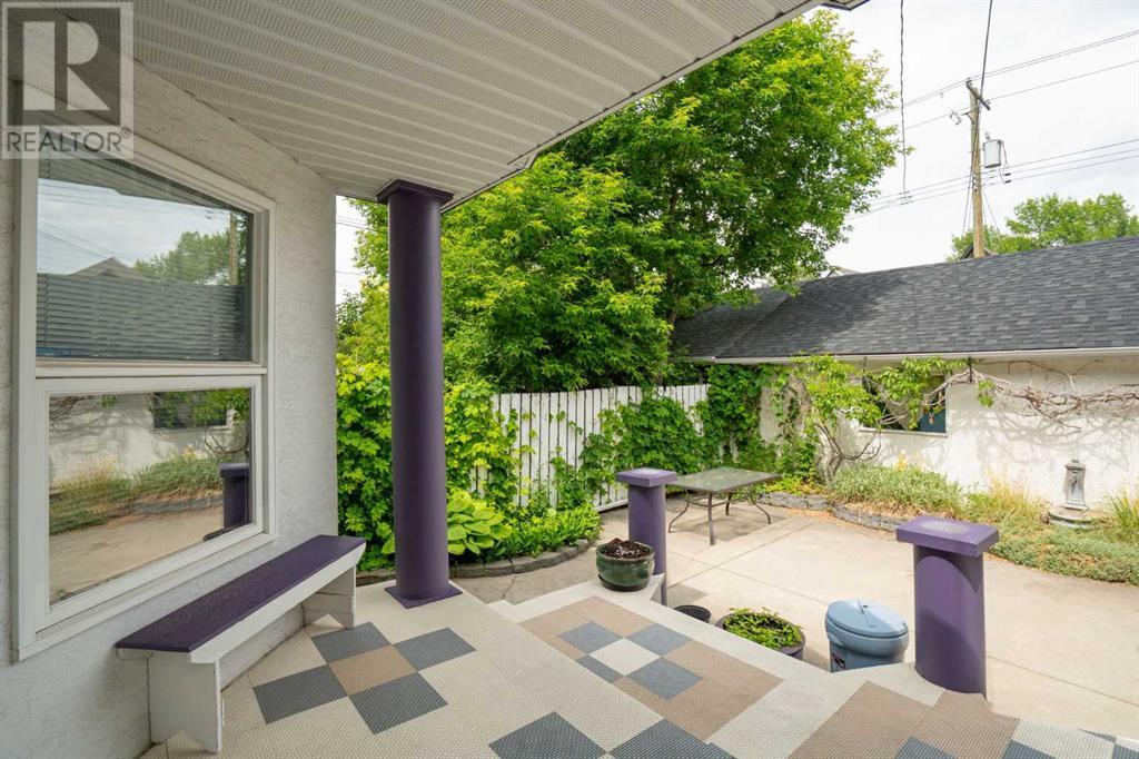 Single Family House for Sale in  Broadview Road NW Hillhurst Calgary 