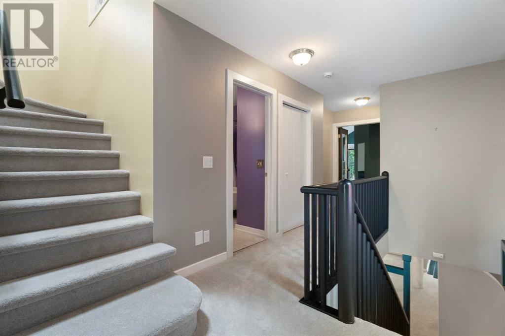 Single Family House for Sale in  Broadview Road NW Hillhurst Calgary 