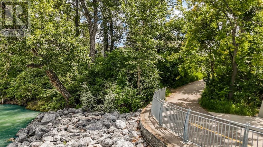 Single Family House Bungalow for Sale in  Bow Landing NW Montgomery Calgary 
