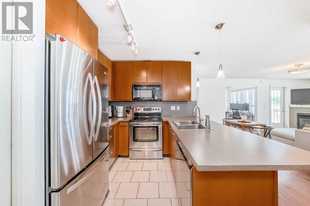 Single Family House for Sale in   Richard Court SW Lincoln Park Calgary 