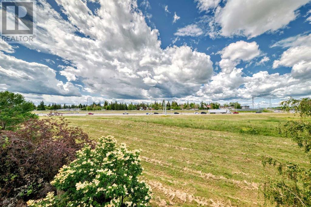 Single Family House for Sale in   Richard Court SW Lincoln Park Calgary 